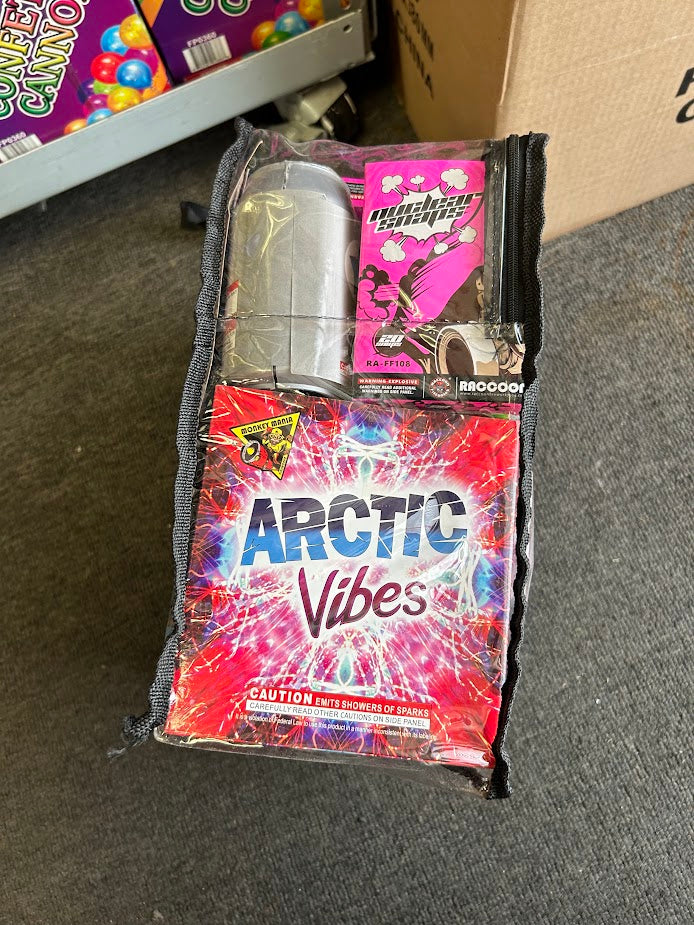 PYRO PETE FIREWORKS BAG